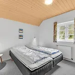 Beautiful Home In Ulfborg With Sauna