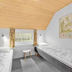 펜션 Beautiful Home In Ulfborg With Sauna