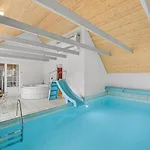 펜션 Beautiful Home In Ulfborg With Sauna