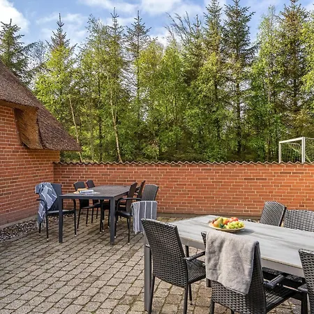 Дом отдыха Stunning In With Sauna